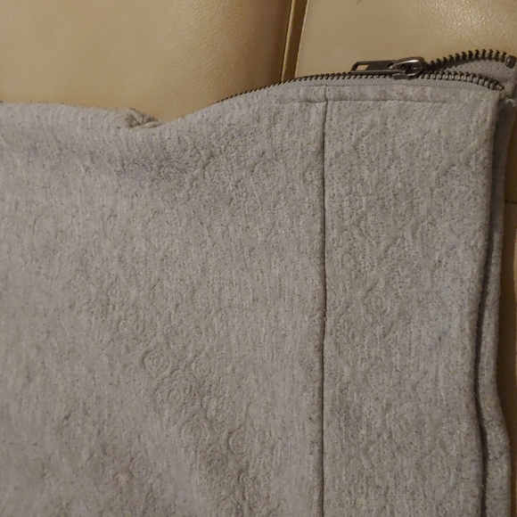 Loft Top - Picture 6 of 6